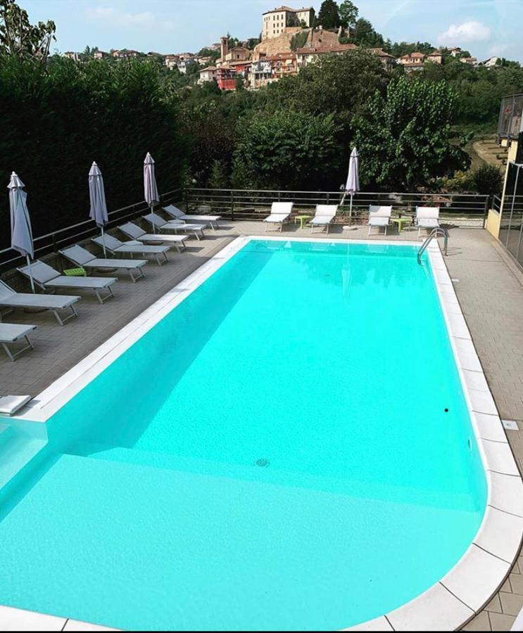 Mongalletto Castellinaldo Exteriör bild